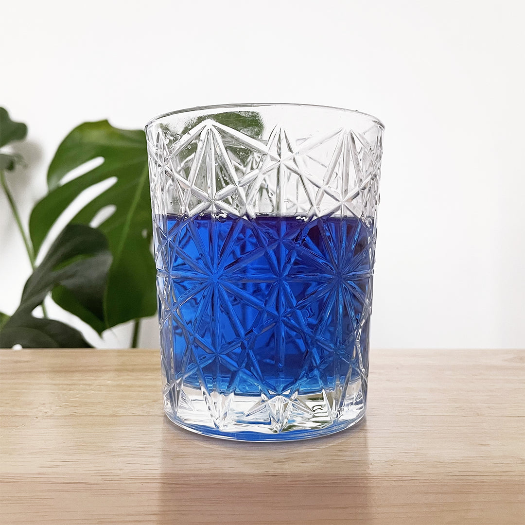 Verre phycocyanine extrait de spiruline bleu